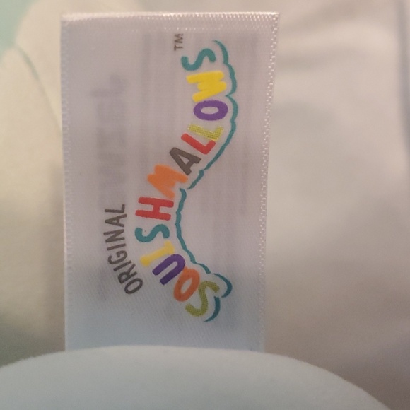 Original Sqyishmallows Reina Large and bag Clip bundle - Picture 13 of 13